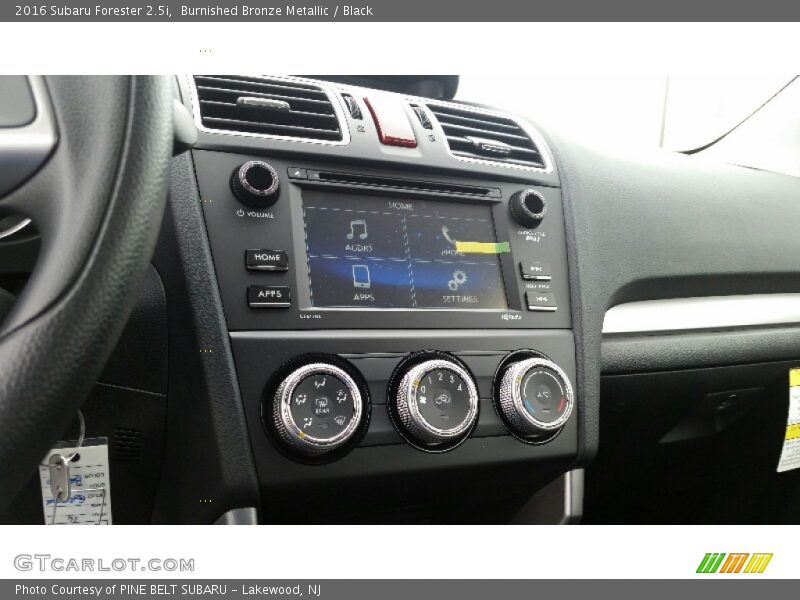 Burnished Bronze Metallic / Black 2016 Subaru Forester 2.5i