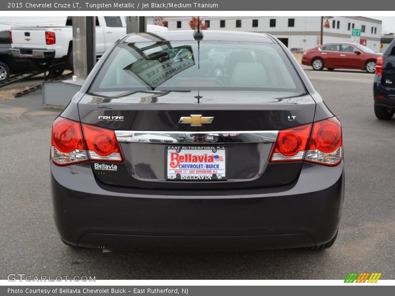 Tungsten Metallic / Jet Black/Medium Titanium 2015 Chevrolet Cruze LT