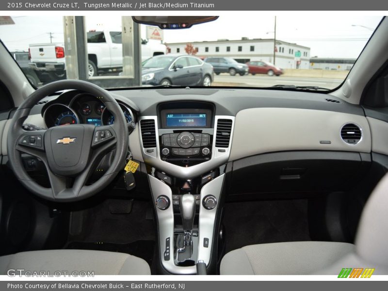 Tungsten Metallic / Jet Black/Medium Titanium 2015 Chevrolet Cruze LT