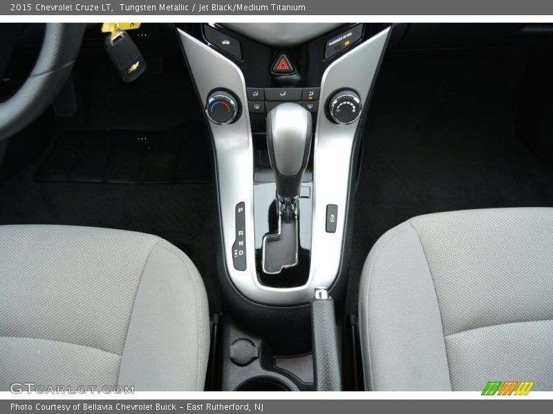 Tungsten Metallic / Jet Black/Medium Titanium 2015 Chevrolet Cruze LT