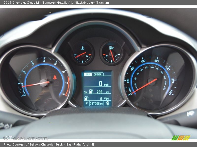Tungsten Metallic / Jet Black/Medium Titanium 2015 Chevrolet Cruze LT
