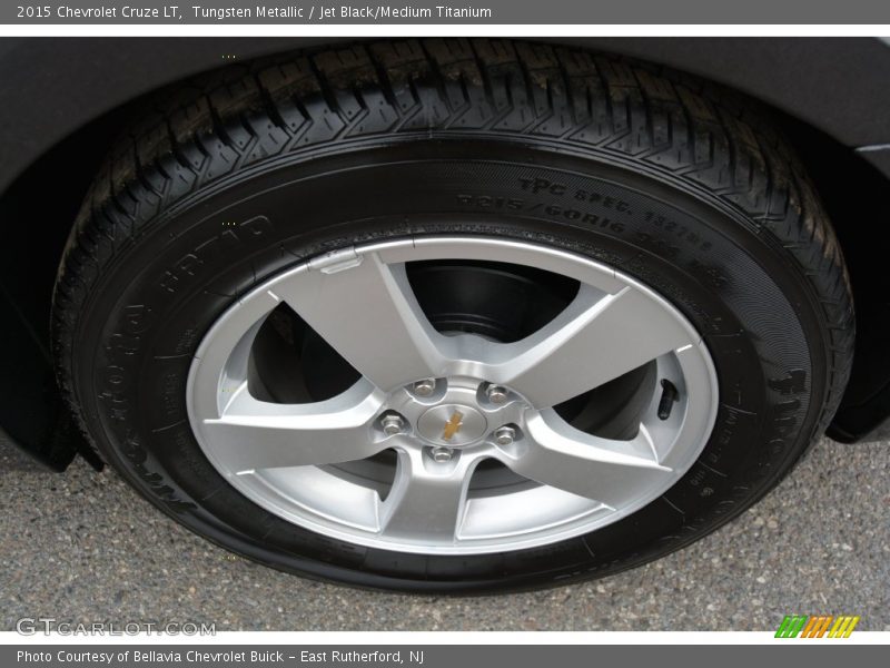Tungsten Metallic / Jet Black/Medium Titanium 2015 Chevrolet Cruze LT