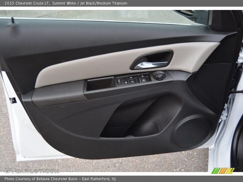Summit White / Jet Black/Medium Titanium 2015 Chevrolet Cruze LT