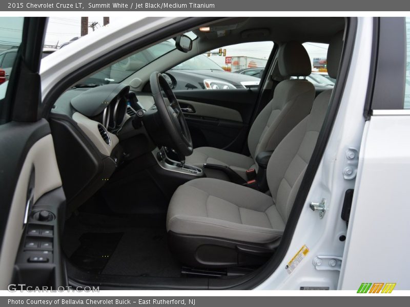 Summit White / Jet Black/Medium Titanium 2015 Chevrolet Cruze LT