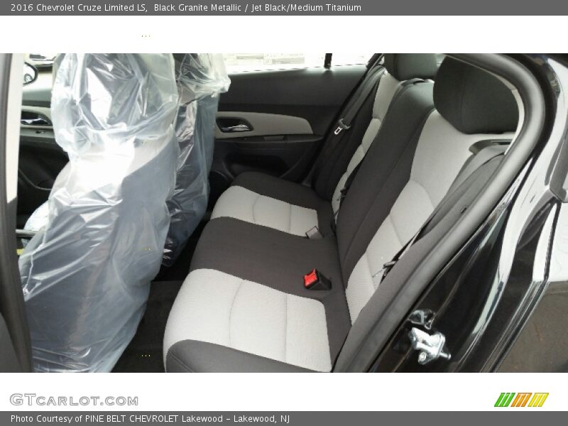 Black Granite Metallic / Jet Black/Medium Titanium 2016 Chevrolet Cruze Limited LS