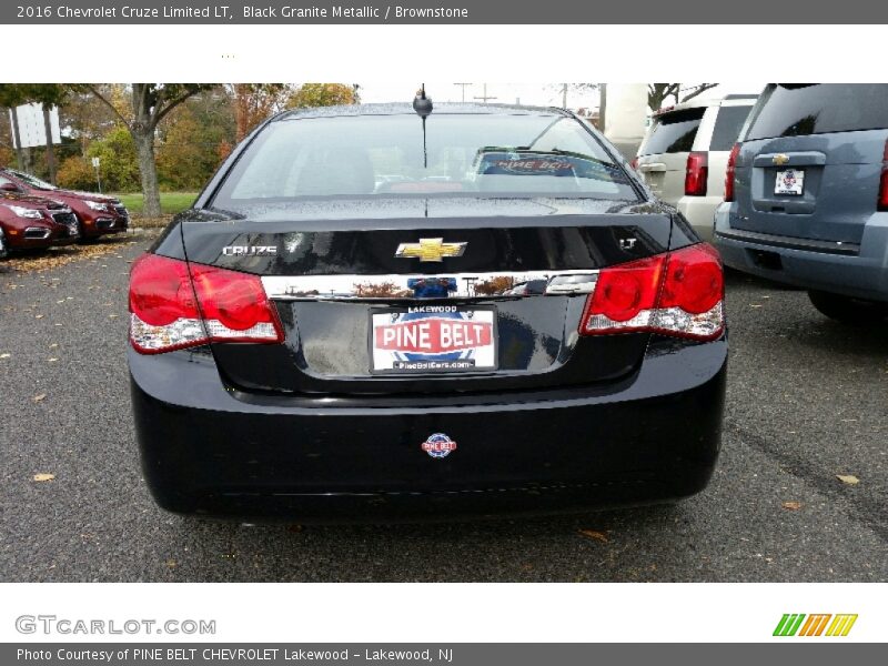 Black Granite Metallic / Brownstone 2016 Chevrolet Cruze Limited LT