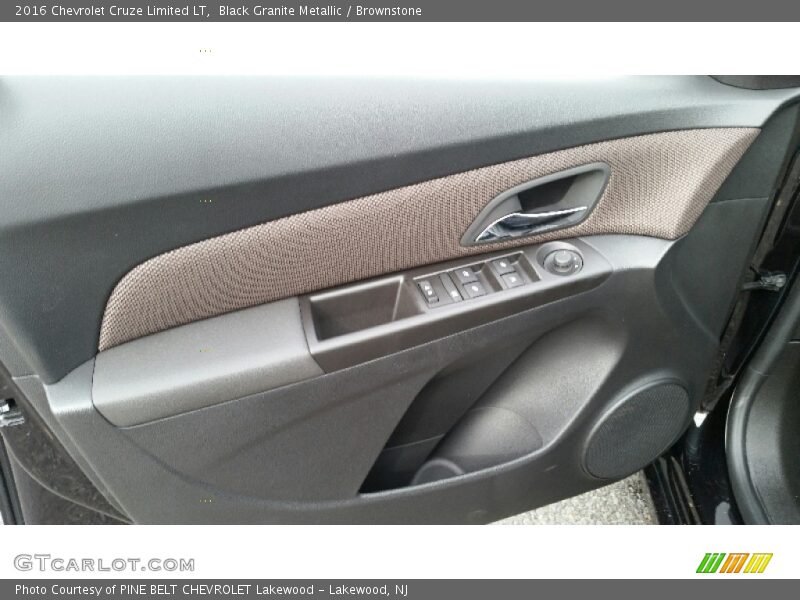 Black Granite Metallic / Brownstone 2016 Chevrolet Cruze Limited LT