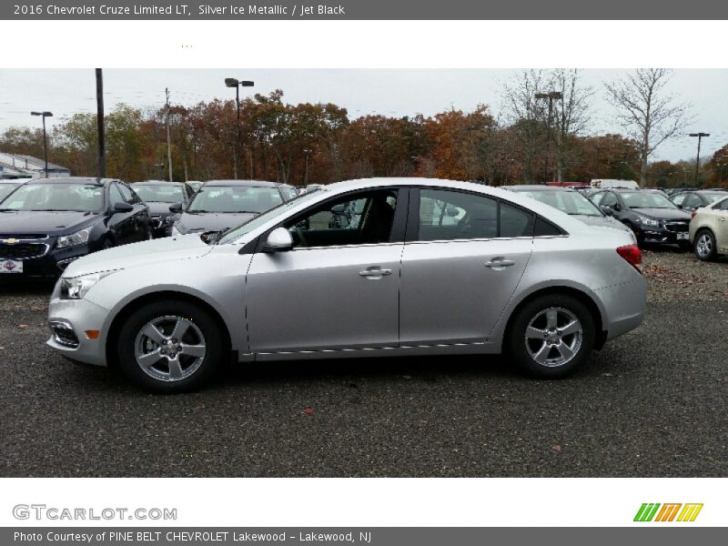 Silver Ice Metallic / Jet Black 2016 Chevrolet Cruze Limited LT