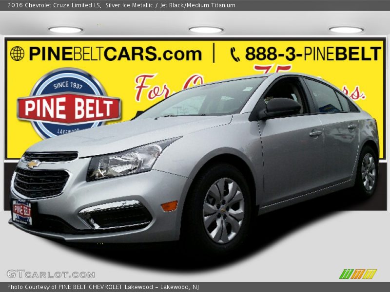 Silver Ice Metallic / Jet Black/Medium Titanium 2016 Chevrolet Cruze Limited LS