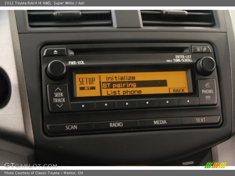 Audio System of 2012 RAV4 I4 4WD
