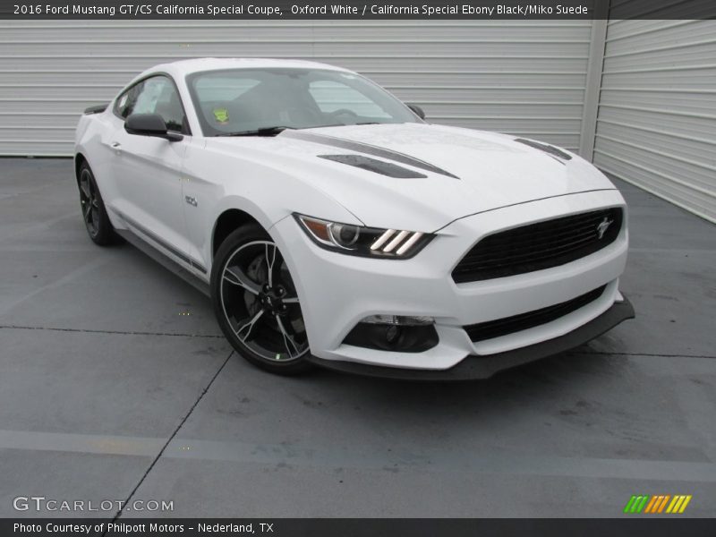Oxford White / California Special Ebony Black/Miko Suede 2016 Ford Mustang GT/CS California Special Coupe