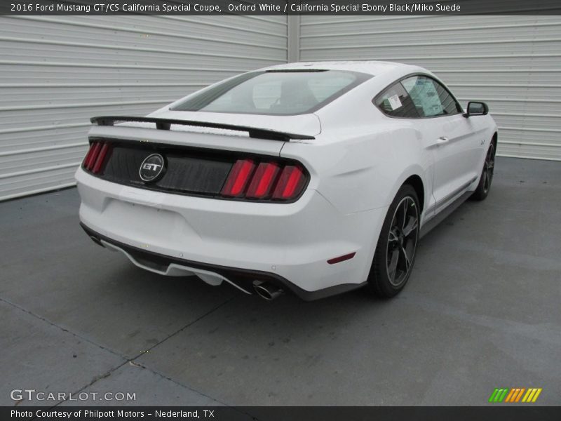 Oxford White / California Special Ebony Black/Miko Suede 2016 Ford Mustang GT/CS California Special Coupe