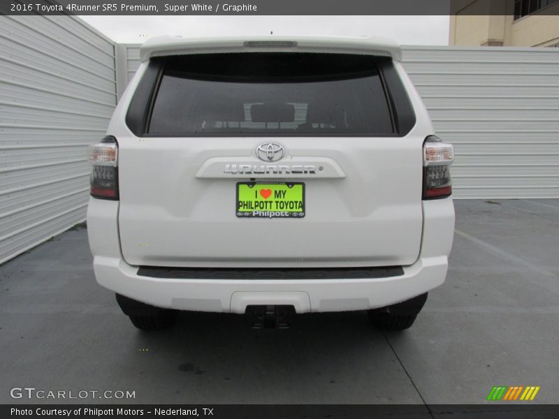 Super White / Graphite 2016 Toyota 4Runner SR5 Premium
