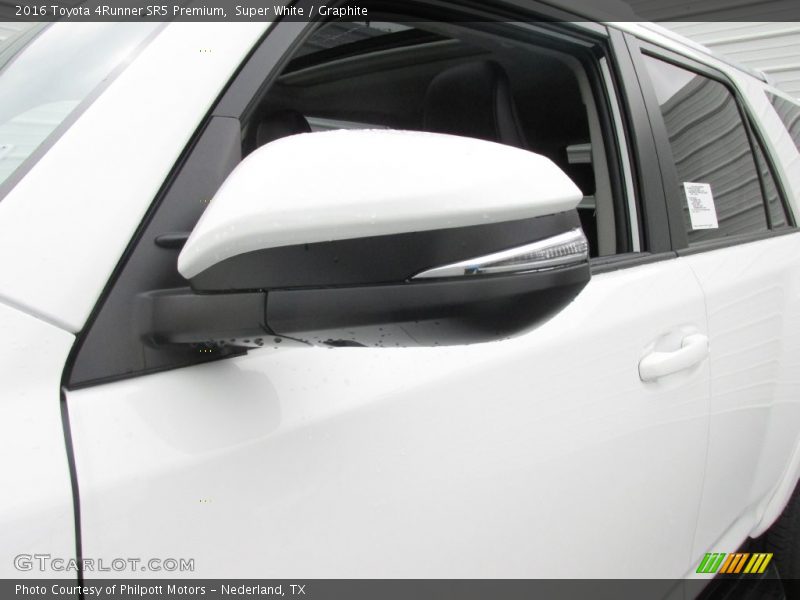 Super White / Graphite 2016 Toyota 4Runner SR5 Premium
