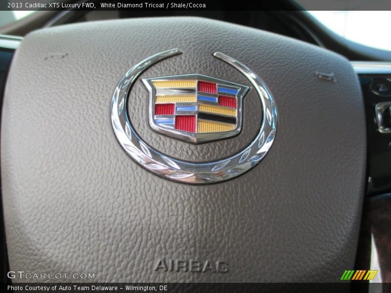 White Diamond Tricoat / Shale/Cocoa 2013 Cadillac XTS Luxury FWD