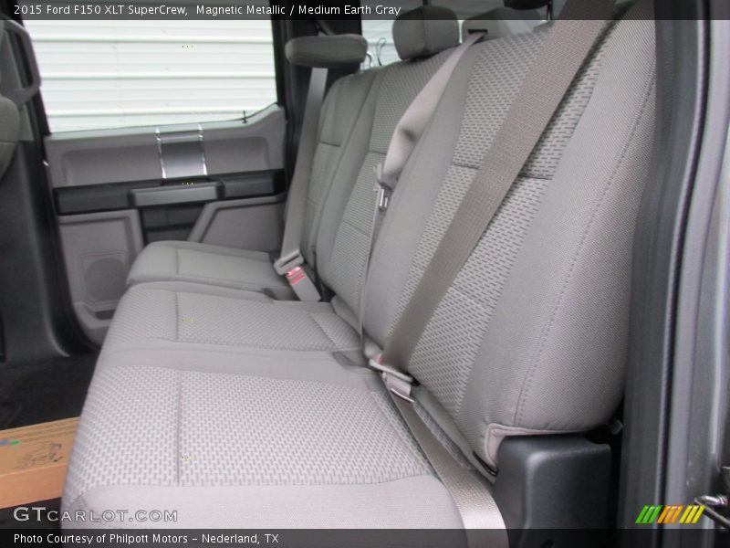 Magnetic Metallic / Medium Earth Gray 2015 Ford F150 XLT SuperCrew