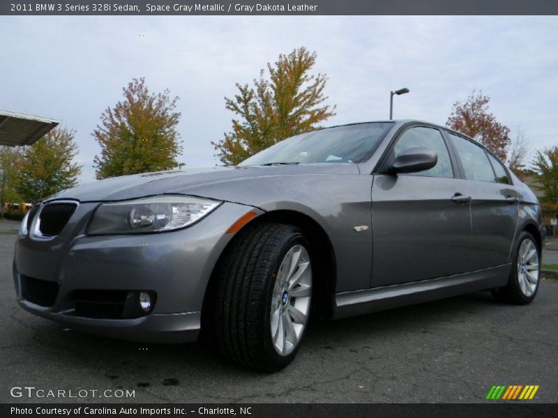 Front 3/4 View of 2011 3 Series 328i Sedan