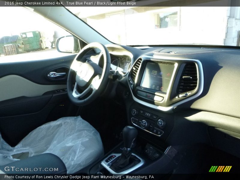 True Blue Pearl / Black/Light Frost Beige 2016 Jeep Cherokee Limited 4x4