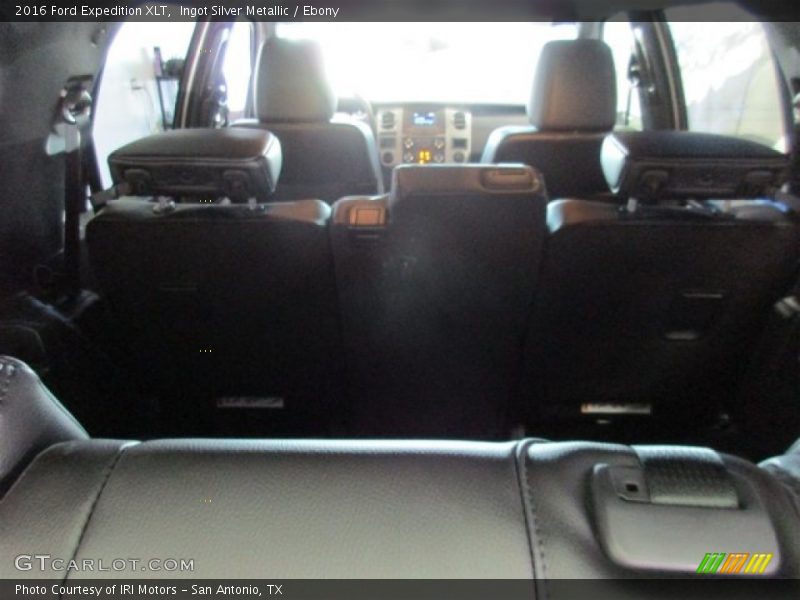 Ingot Silver Metallic / Ebony 2016 Ford Expedition XLT