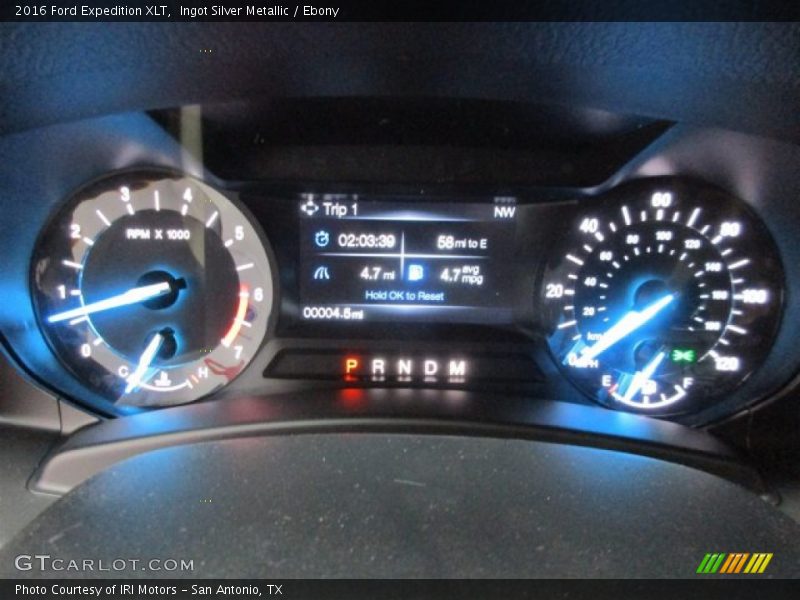 Ingot Silver Metallic / Ebony 2016 Ford Expedition XLT