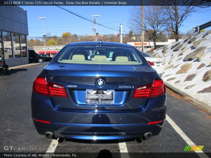 Deep Sea Blue Metallic / Venetian Beige 2013 BMW 5 Series 535i xDrive Sedan