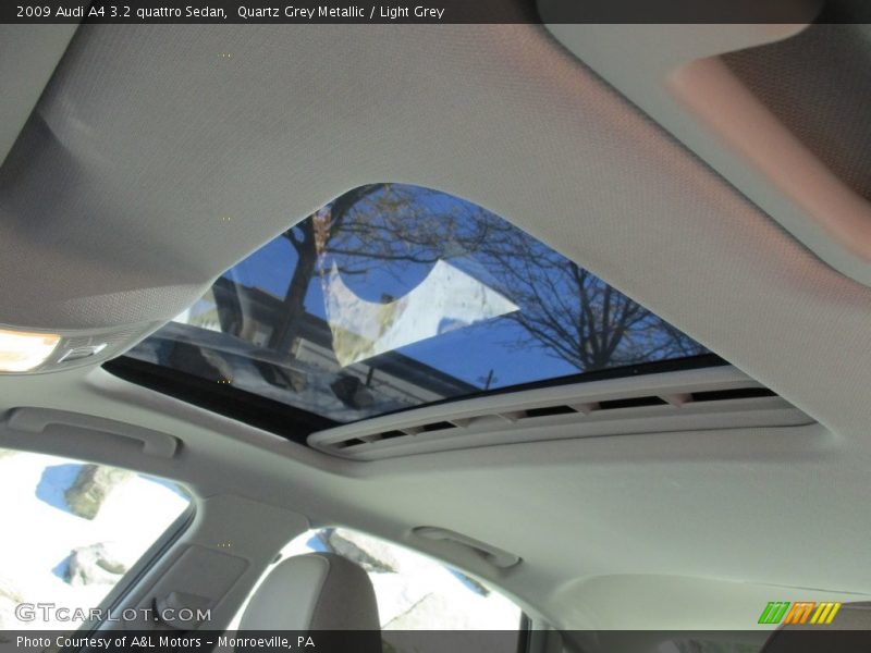 Quartz Grey Metallic / Light Grey 2009 Audi A4 3.2 quattro Sedan