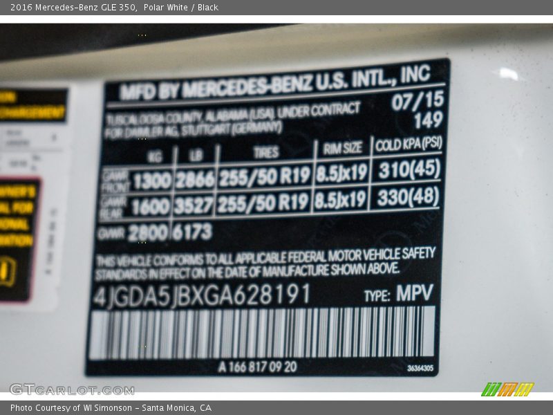 Polar White / Black 2016 Mercedes-Benz GLE 350