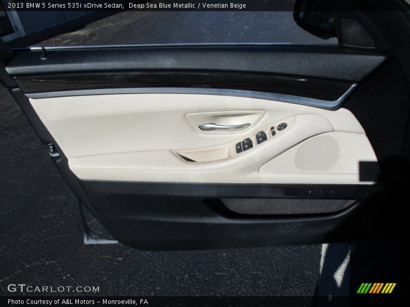 Deep Sea Blue Metallic / Venetian Beige 2013 BMW 5 Series 535i xDrive Sedan