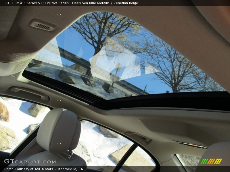 Deep Sea Blue Metallic / Venetian Beige 2013 BMW 5 Series 535i xDrive Sedan