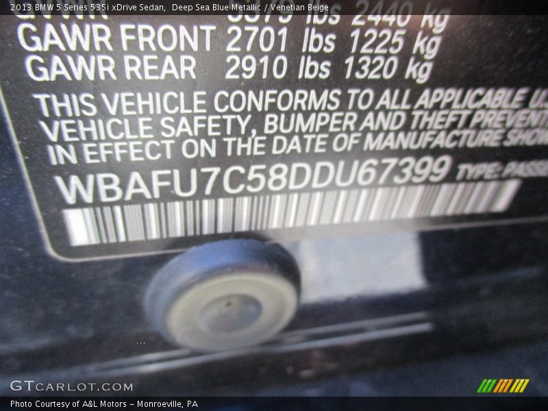 Deep Sea Blue Metallic / Venetian Beige 2013 BMW 5 Series 535i xDrive Sedan