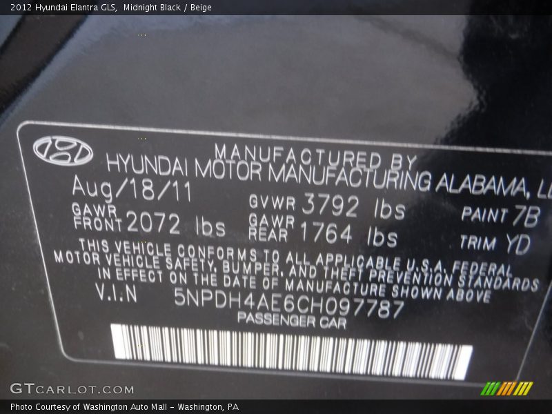 Midnight Black / Beige 2012 Hyundai Elantra GLS