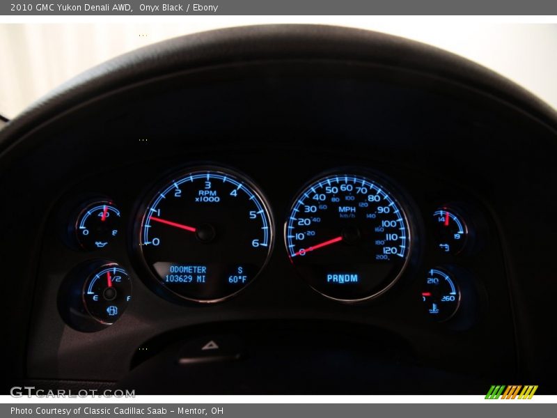Onyx Black / Ebony 2010 GMC Yukon Denali AWD