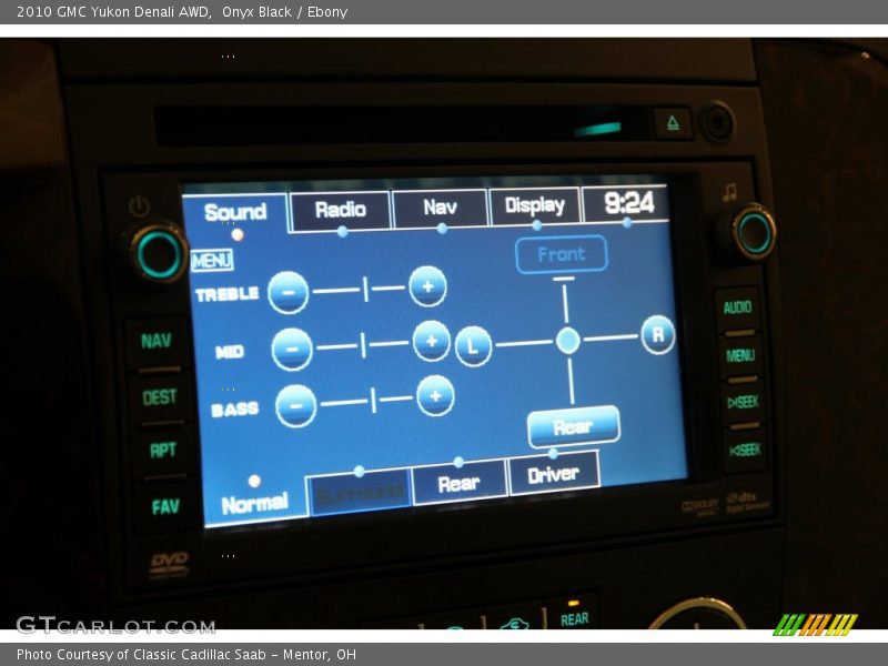 Onyx Black / Ebony 2010 GMC Yukon Denali AWD