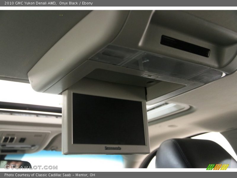 Onyx Black / Ebony 2010 GMC Yukon Denali AWD