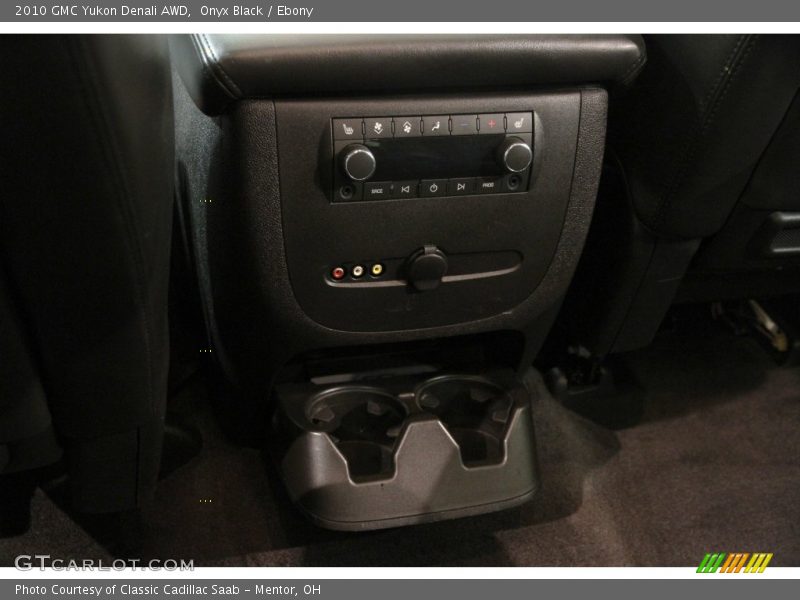 Onyx Black / Ebony 2010 GMC Yukon Denali AWD