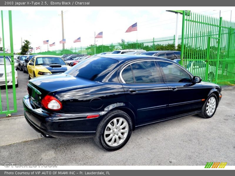 Ebony Black / Charcoal 2003 Jaguar X-Type 2.5