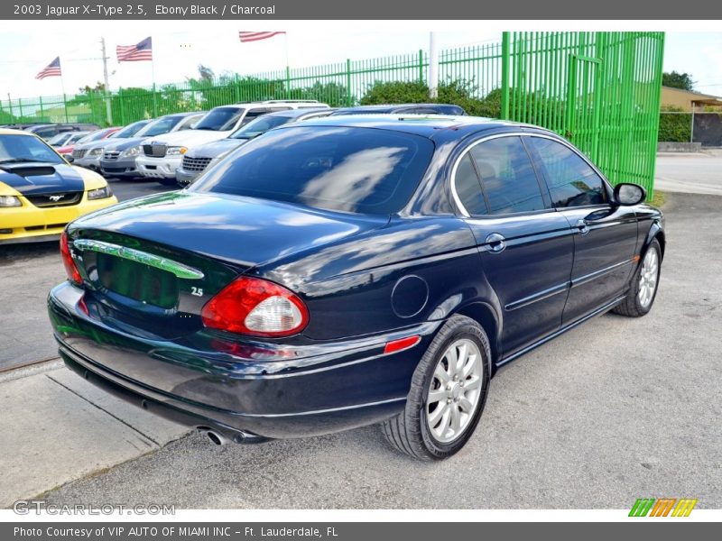 Ebony Black / Charcoal 2003 Jaguar X-Type 2.5