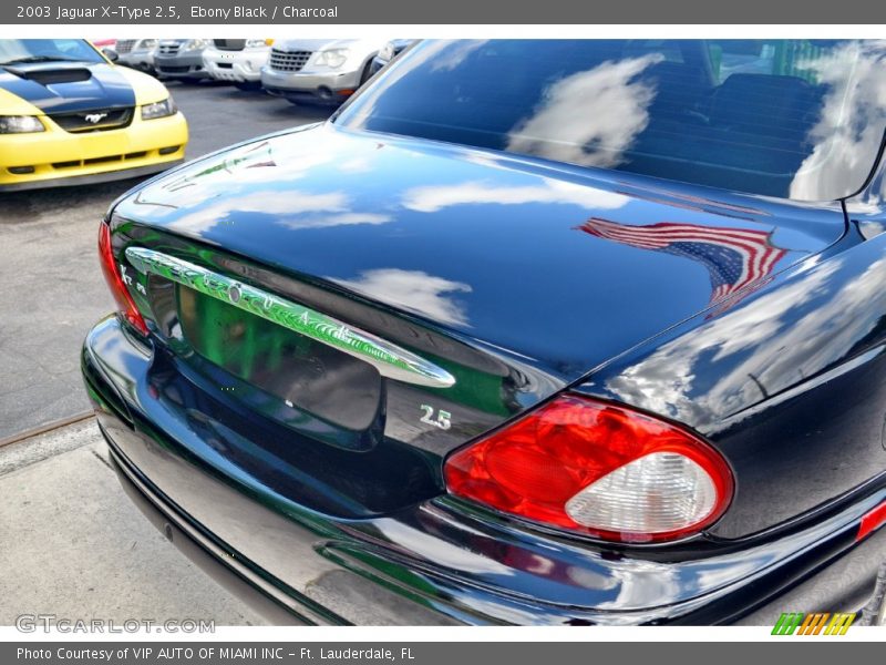 Ebony Black / Charcoal 2003 Jaguar X-Type 2.5
