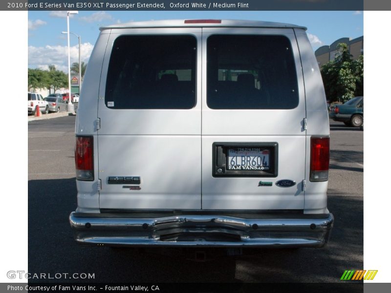 Oxford White / Medium Flint 2010 Ford E Series Van E350 XLT Passenger Extended