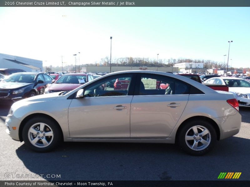 Champagne Silver Metallic / Jet Black 2016 Chevrolet Cruze Limited LT