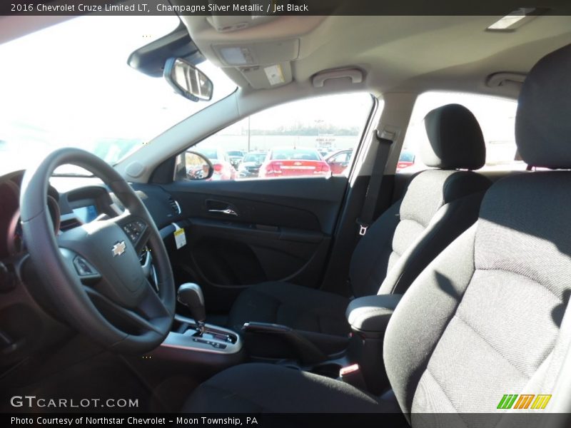 Champagne Silver Metallic / Jet Black 2016 Chevrolet Cruze Limited LT