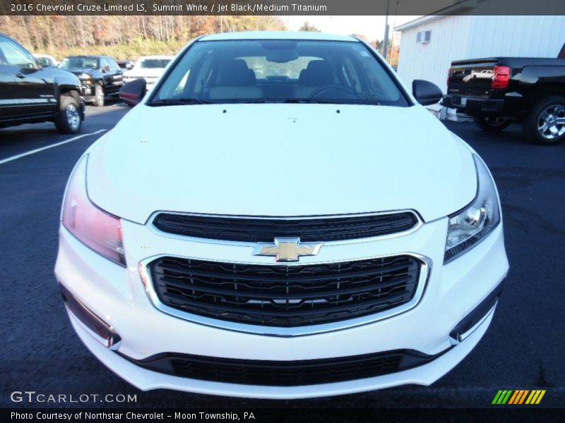 Summit White / Jet Black/Medium Titanium 2016 Chevrolet Cruze Limited LS