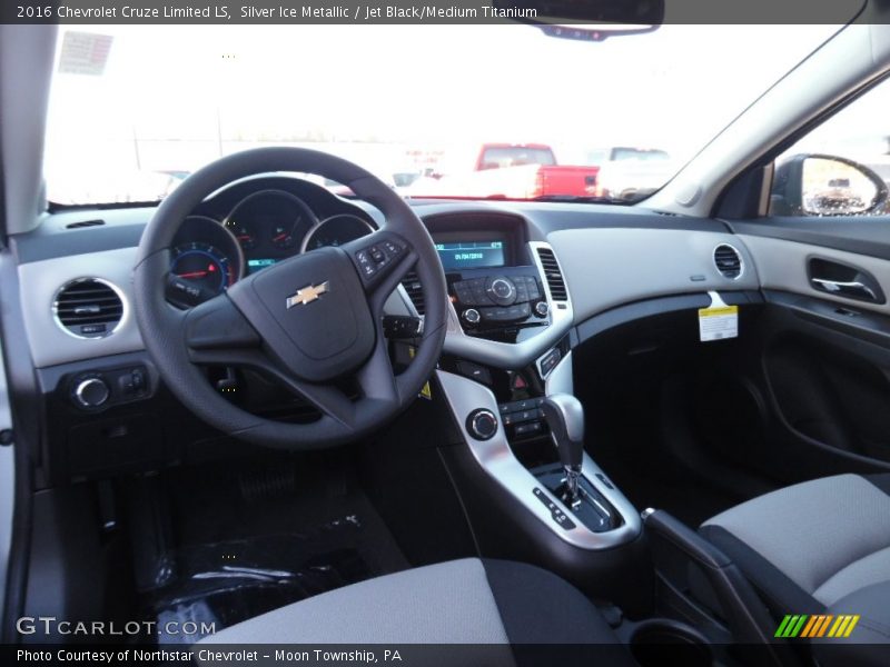 Silver Ice Metallic / Jet Black/Medium Titanium 2016 Chevrolet Cruze Limited LS