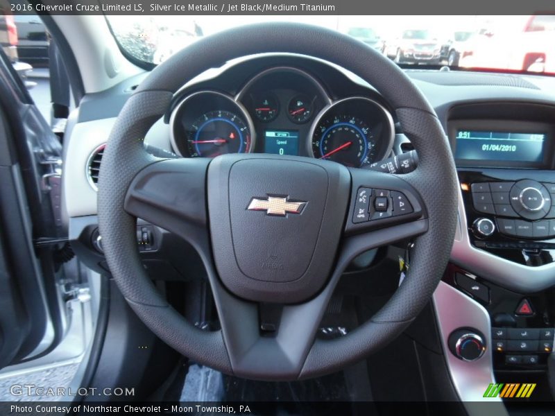 Silver Ice Metallic / Jet Black/Medium Titanium 2016 Chevrolet Cruze Limited LS