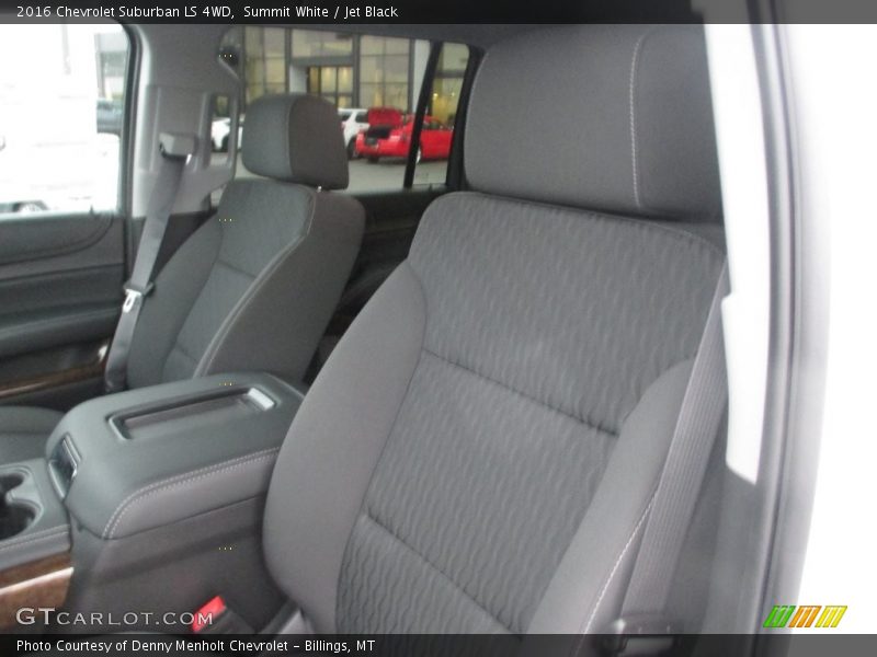 Summit White / Jet Black 2016 Chevrolet Suburban LS 4WD