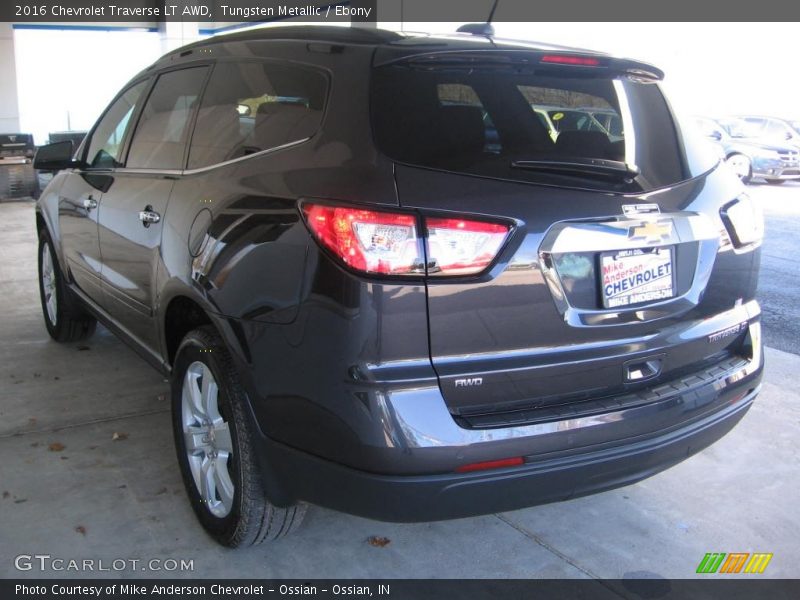 Tungsten Metallic / Ebony 2016 Chevrolet Traverse LT AWD