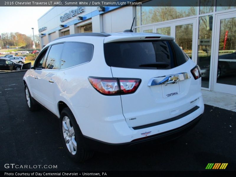 Summit White / Dark Titanium/Light Titanium 2016 Chevrolet Traverse LT AWD