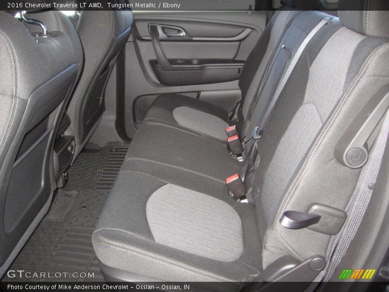 Tungsten Metallic / Ebony 2016 Chevrolet Traverse LT AWD