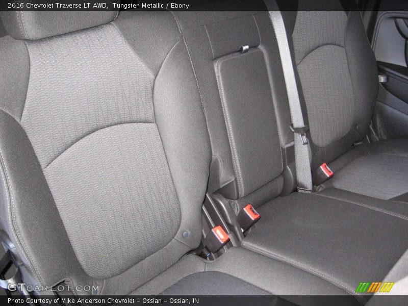 Tungsten Metallic / Ebony 2016 Chevrolet Traverse LT AWD