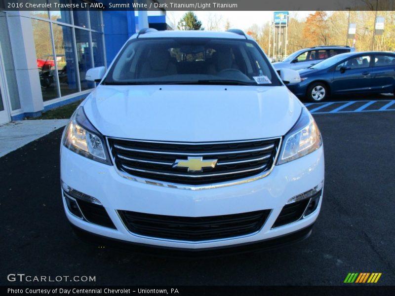 Summit White / Dark Titanium/Light Titanium 2016 Chevrolet Traverse LT AWD